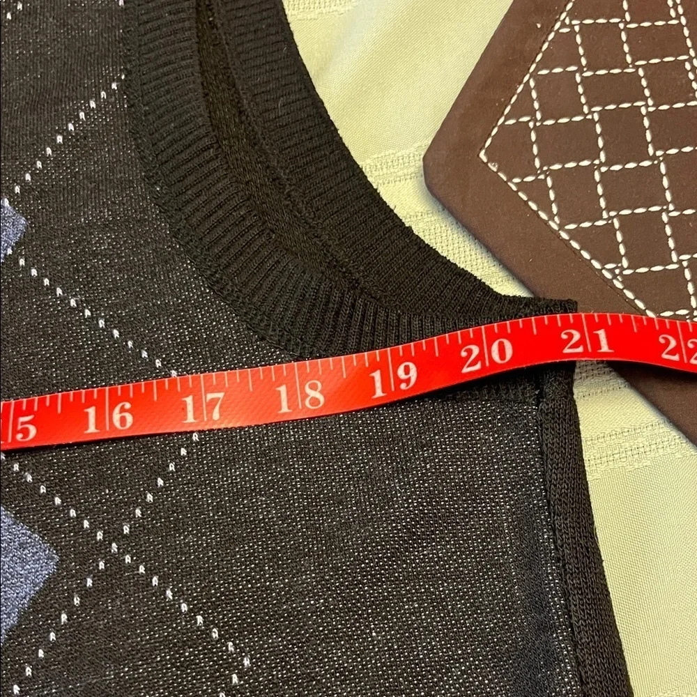 Stylish V-Neck Argyle Sweater Vest in Black and Blue size L